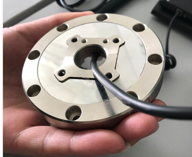 國(guó)產(chǎn)盤(pán)式靜態(tài)扭矩傳感器