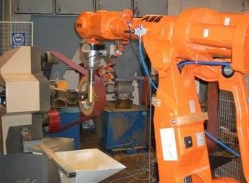 多軸力傳感器在汽車,智能制造,工業機器人等